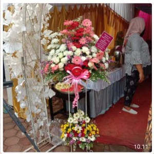 CDE - SK 006 - Bunga Standing & Krans