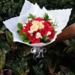 CDE - HB 011 - Hand Bouquet