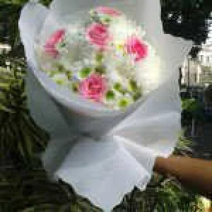 CDE - HB 010 - Hand Bouquet